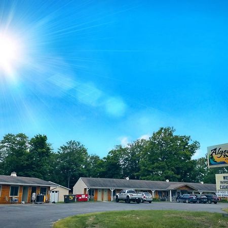 Alger Falls Motel Munising Exterior photo