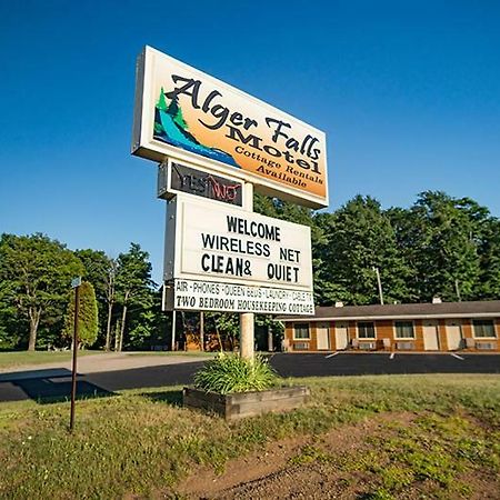 Alger Falls Motel Munising Exterior photo